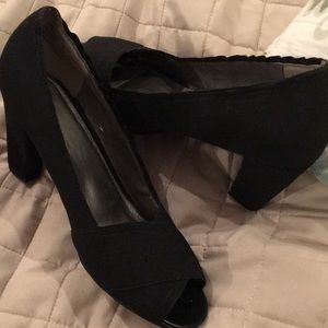 BLACK PEEP TOE DRESS SHOES